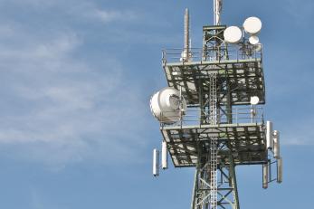 Pomoc państwa: Komisja wszczyna szczegółowe postępowanie wyjaśniające w sprawie przydziału przez Polskę częstotliwości radiowych używanych w sieci GSM operatorowi telekomunikacyjnemu Sferia